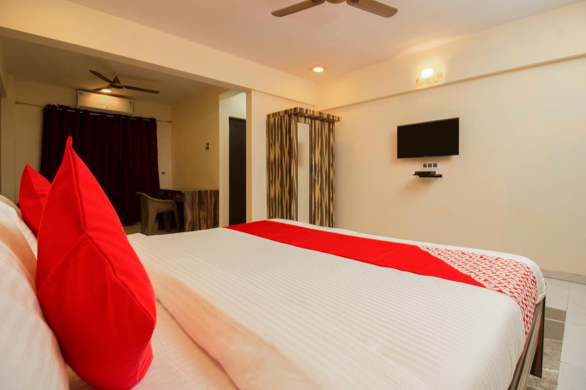 Hotel O The Star Hotel Panvel Exterior foto